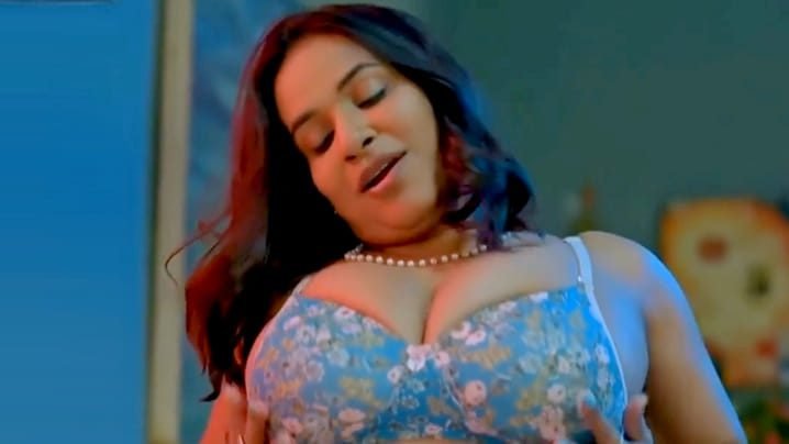Gharwali EP3 Hulchul Hot Hindi Web Series