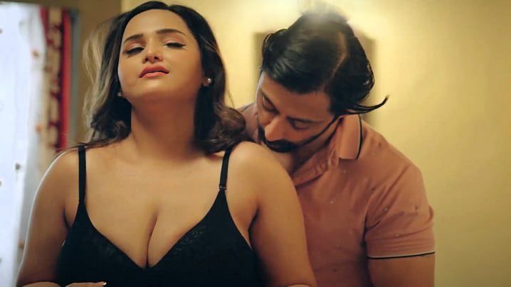 De De Pyaar De Part 2 EP5 ULLU Hot Hindi Web Series